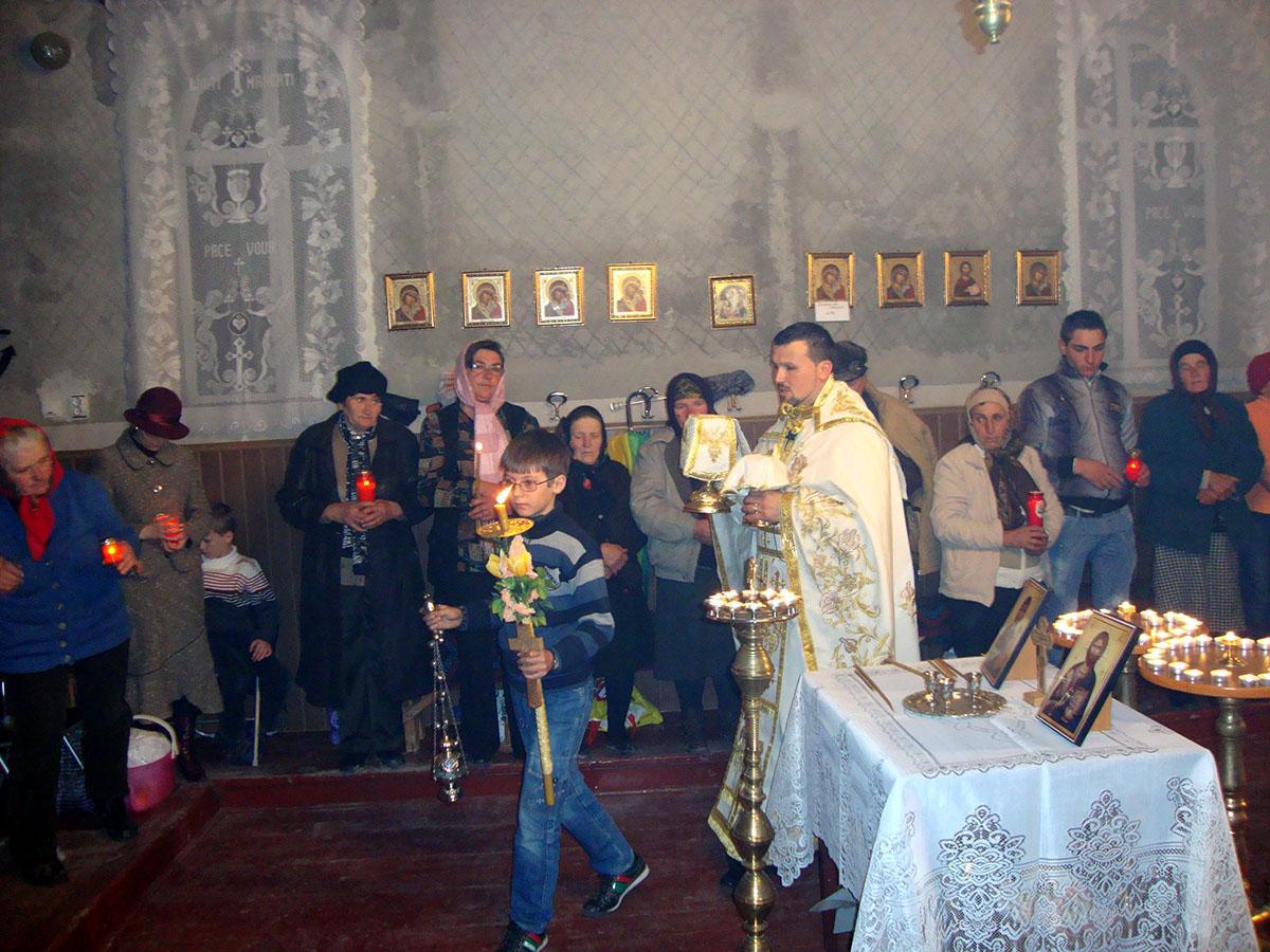 La Sfânta Liturghie